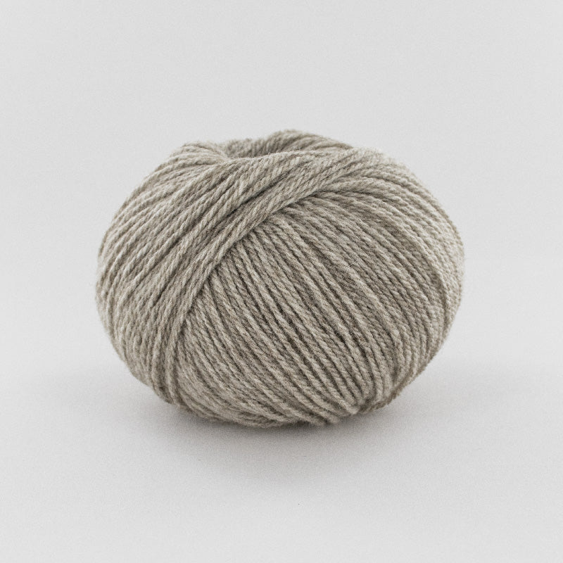 Fonty TARTAN 3 2023 Beige meliert