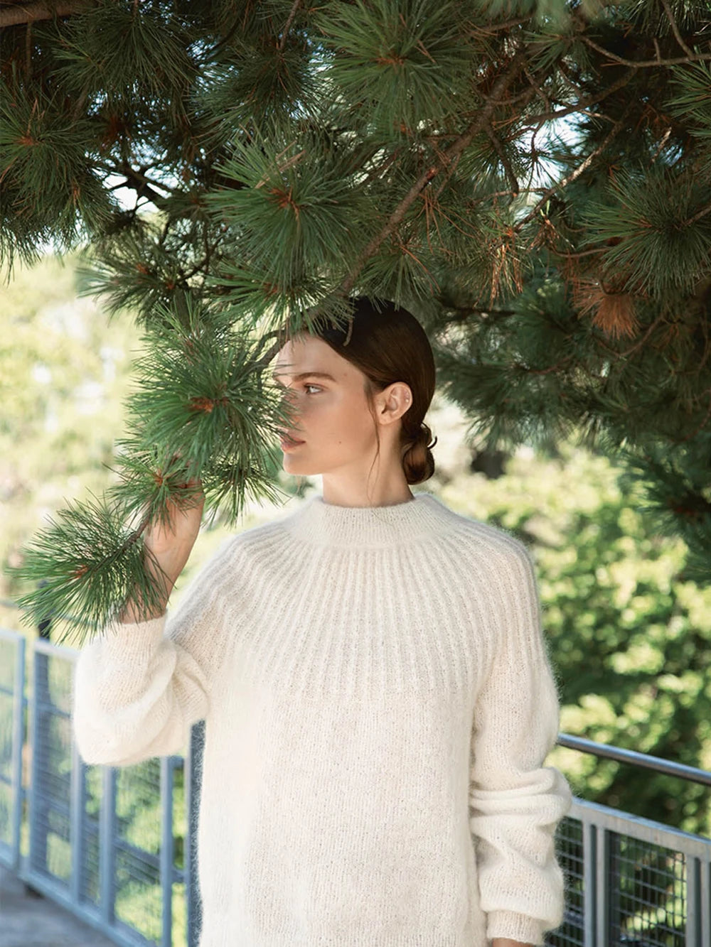 Gratisanleitung 2016_02 Big Bow Sweater