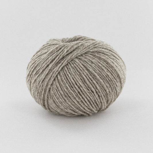 Fonty TARTAN 3 2023 Beige meliert