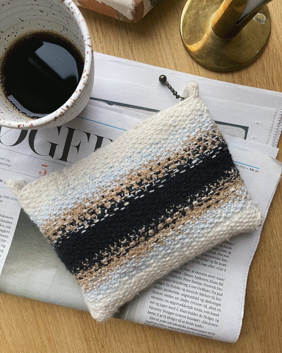 PetiteKnit TECHNICOLOR PURSE